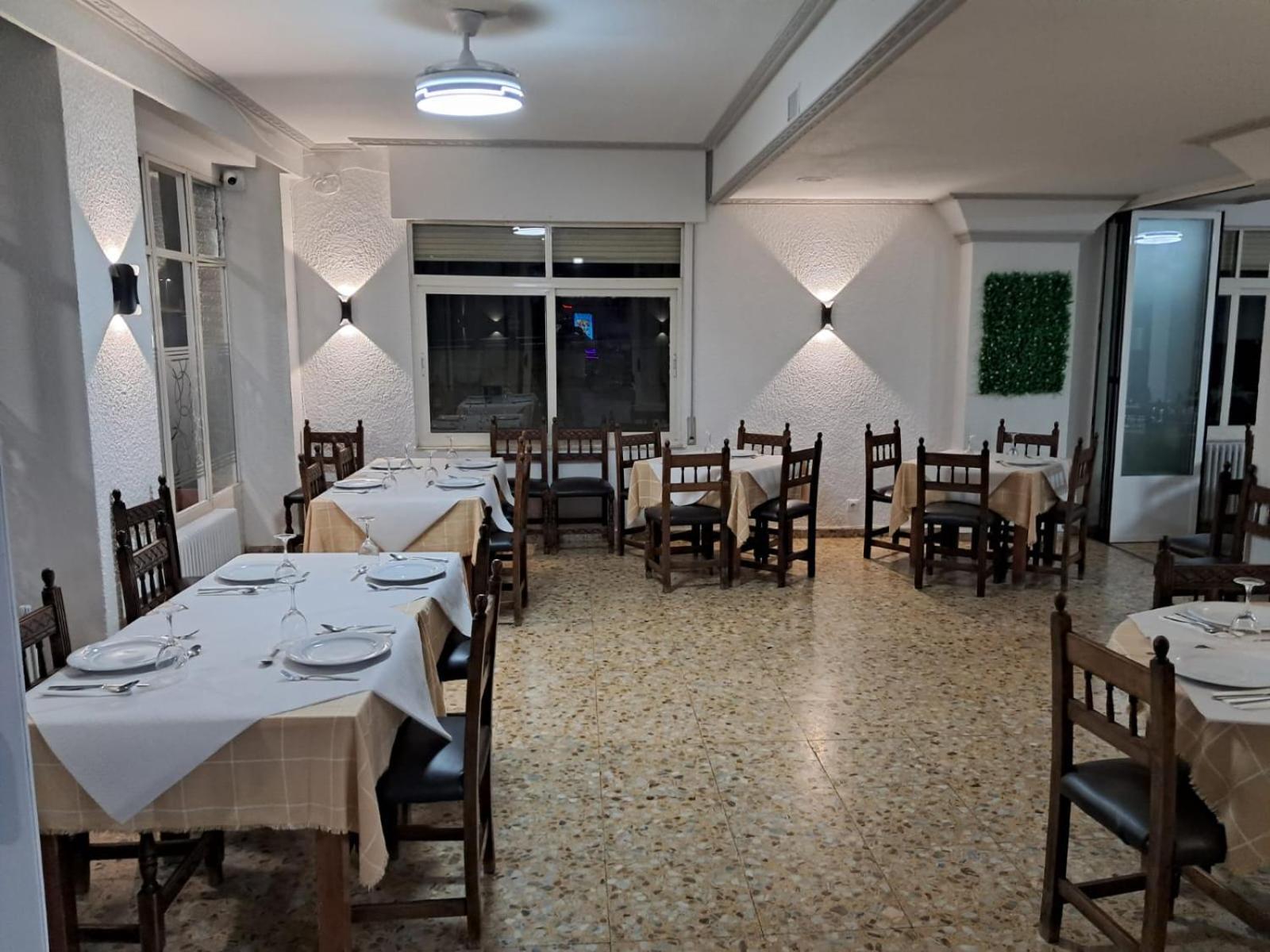 Hostal San Miguel Villalobar Esterno foto